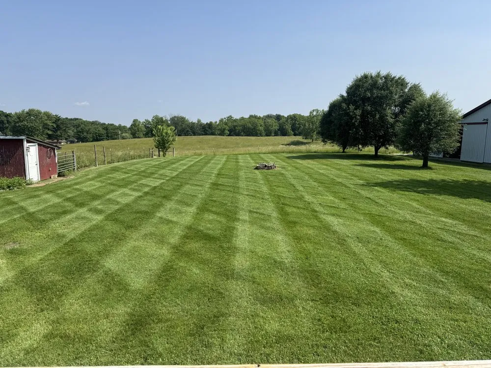 Trusted yard cleanup service for year-round maintenance across Knightstown, IN - First Responders Outdoor Services