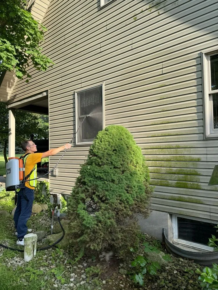 Trusted garden landscaping in Goshen, IN - First Service Dan