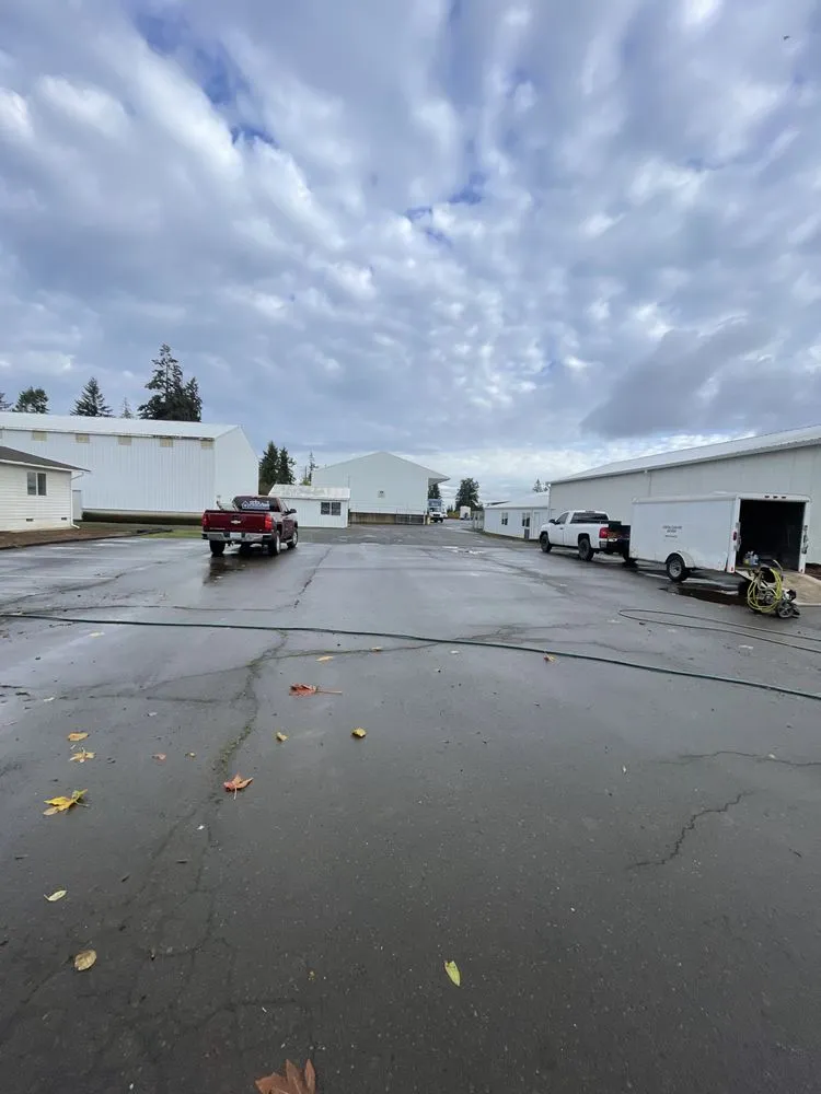 Custom garden landscaping in Salem, OR - Firstview Landscape And Home Solutions