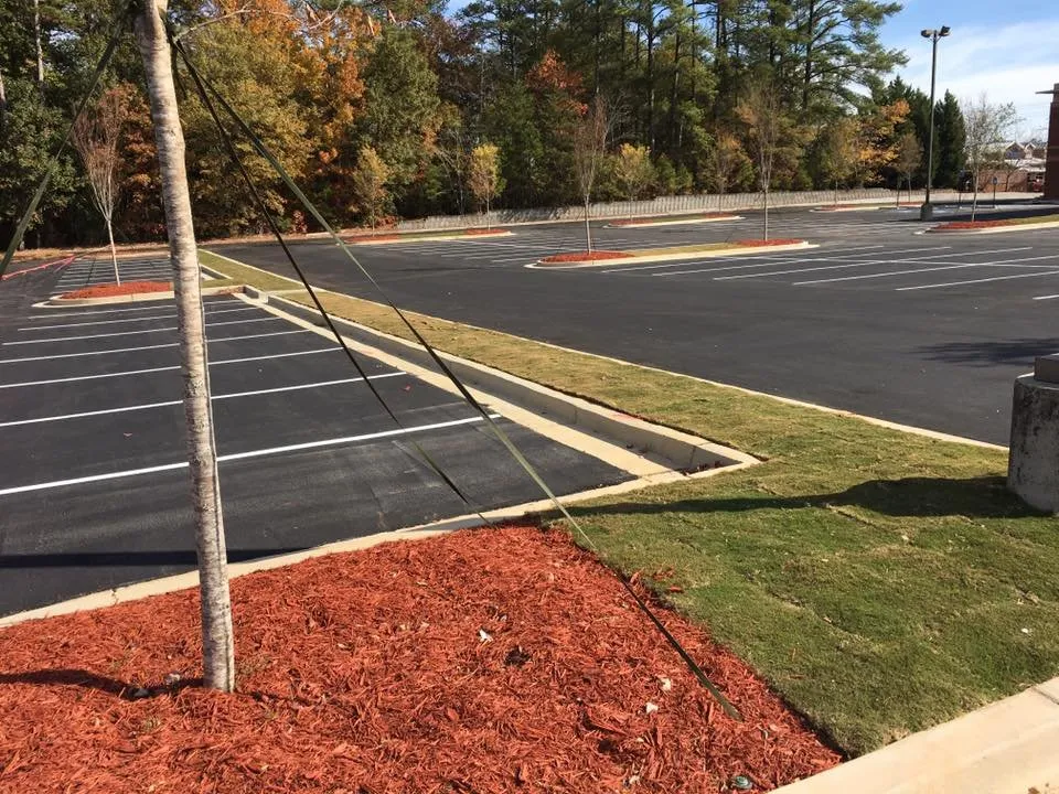 Custom yard maintenance in Hoschton, GA - Fischer Landscape
