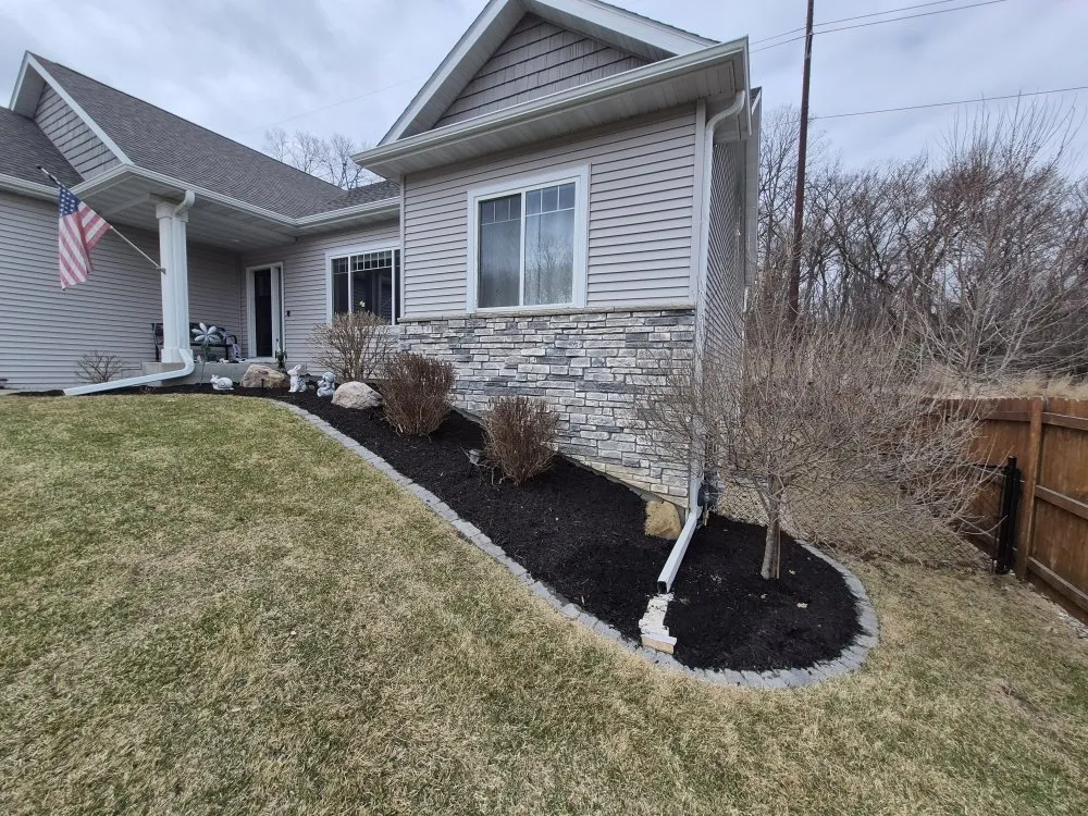 Affordable residential landscaping experts serving Rochester, MN - Fischers Outdoor Services