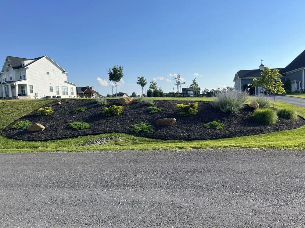 Top-rated yard maintenance experts serving Pasadena, MD - Fisher Grass N Garden