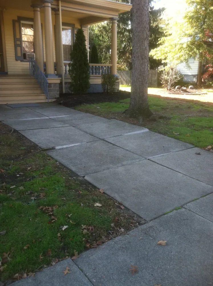 Reliable outdoor landscaping in Bridgeport, NJ - Fisher Property Maintenance
