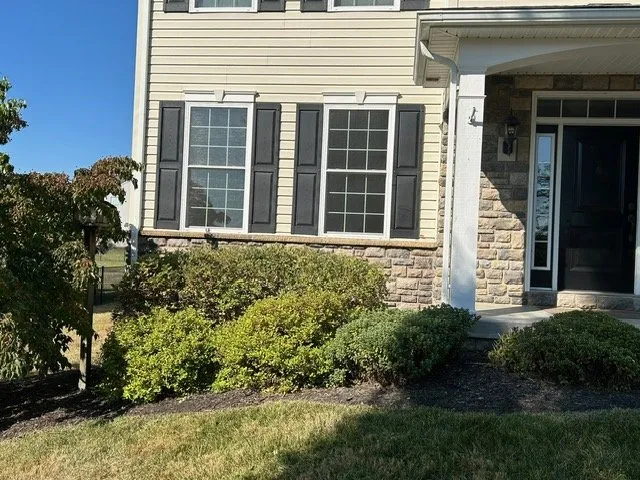 Custom yard cleanup service for residential properties across Mechanicsburg, PA - Fisher’s Dynamic Lawns