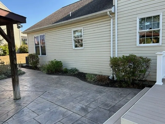 Professional outdoor landscaping experts serving Mechanicsburg, PA - Fisher’s Dynamic Lawns