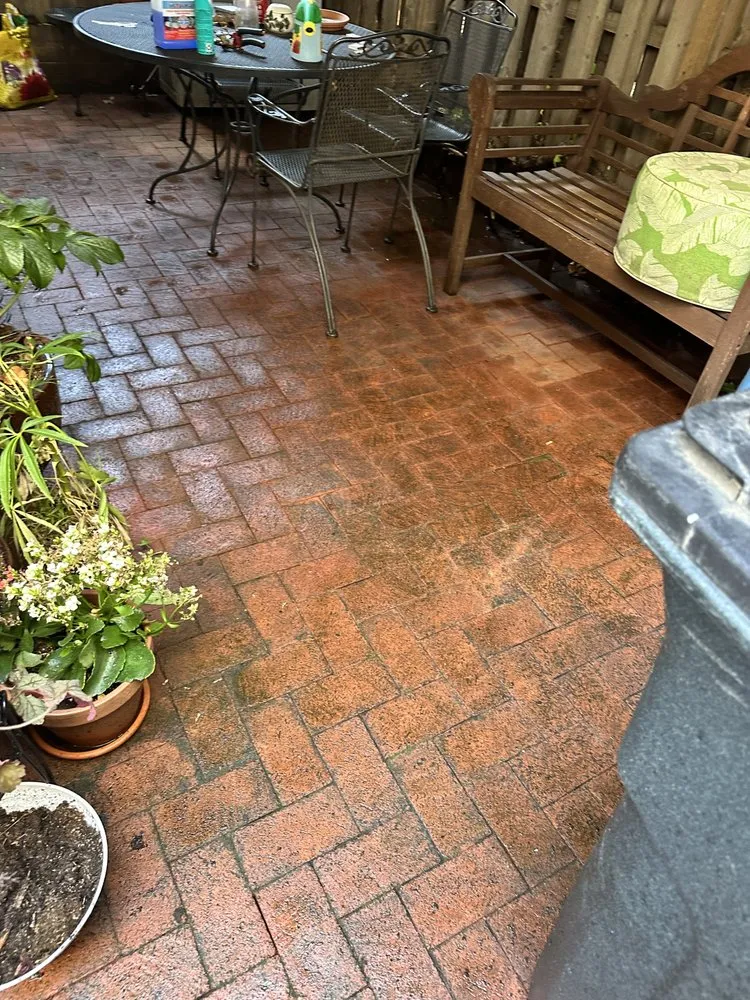 Custom garden landscaping in Cherry Hill, NJ by Fishgold Landscaping