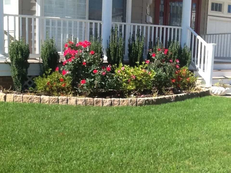 Professional lawn mowing service experts serving Ventnor City, NJ - Fit And Trim Lawns