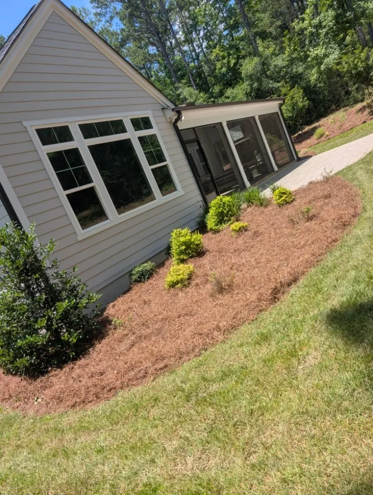 Top-rated yard maintenance in Fort Mill, SC by Fite Lawn Care