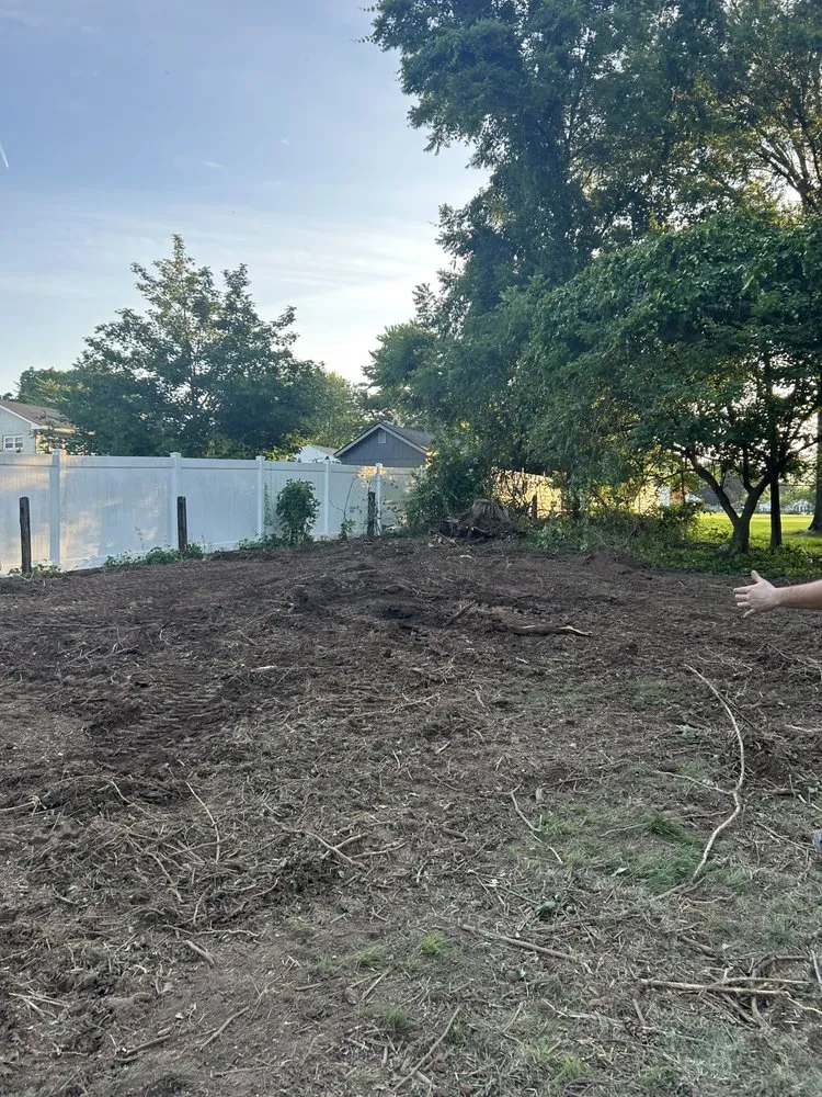 Reliable lawn mowing service experts serving Abington, PA - Fitzkee Land Services