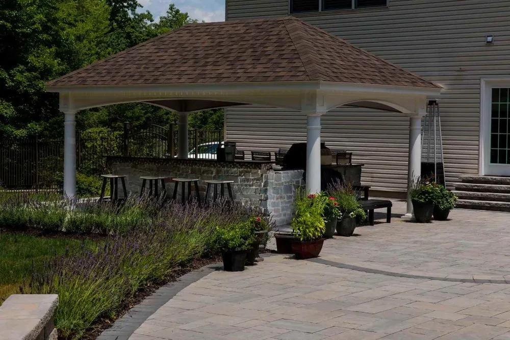 Local yard maintenance for beautiful yards across Green Brook, NJ - Fitz's Fish Ponds