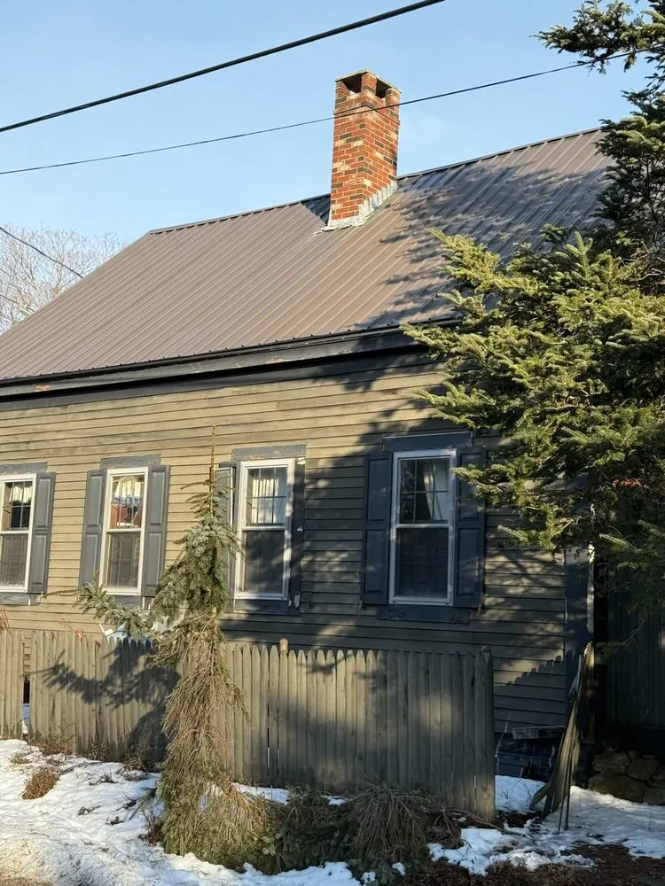 Top-rated residential landscaping experts serving Pembroke, ME - Fitzsee Property Management