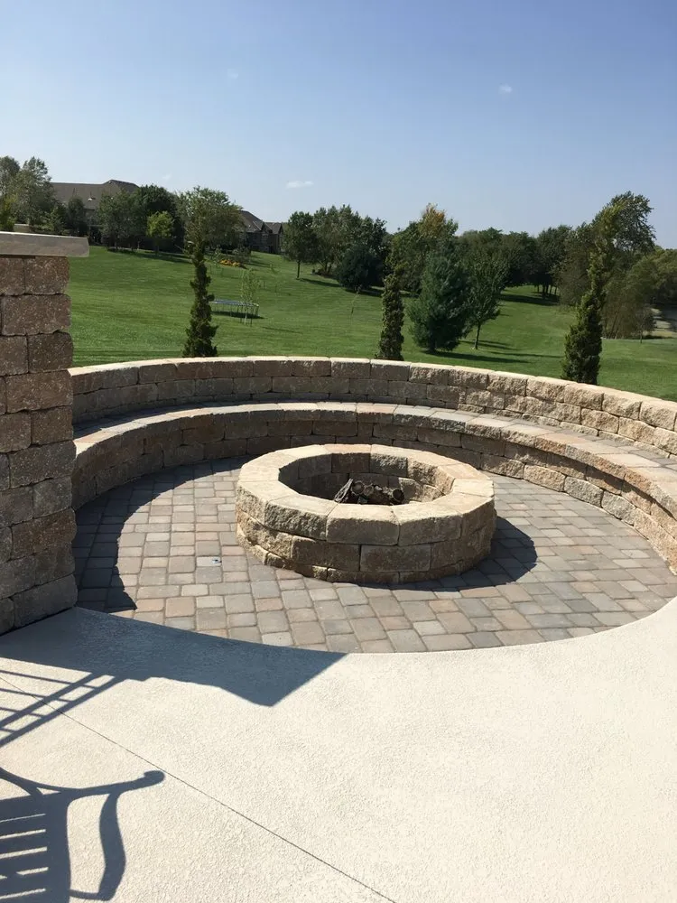 Professional yard cleanup service in Trimble, MO - Five Crown Turf & Landscape