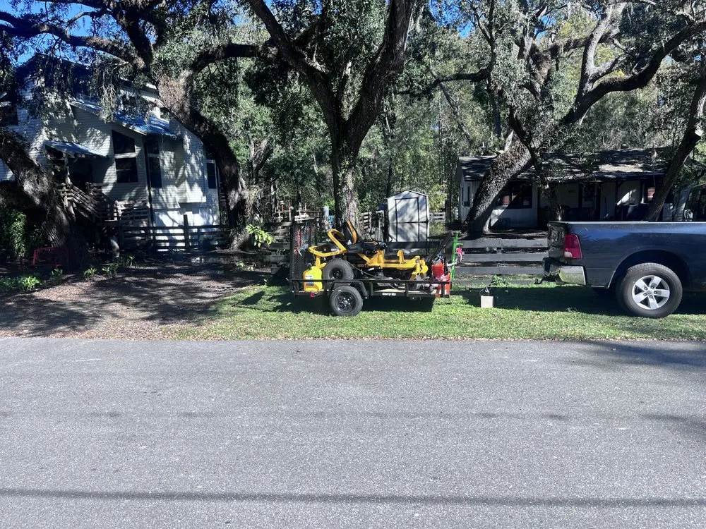 Reliable lawn care service in Dunnellon, FL by Five Family Farm & Lawn Care