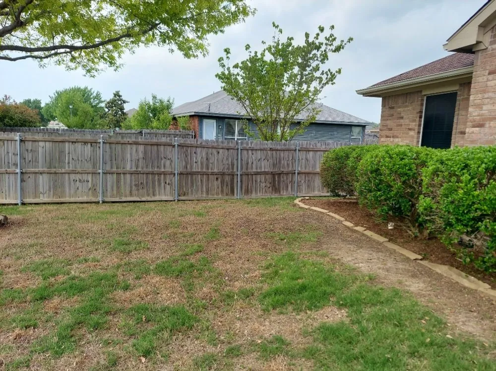 Trusted garden landscaping experts serving Rockwall, TX - Five Star Fertilizing & Weed Control