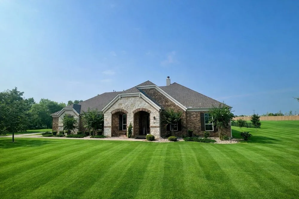 Trusted lawn care service near you in Rockwall, TX by Five Star Fertilizing & Weed Control