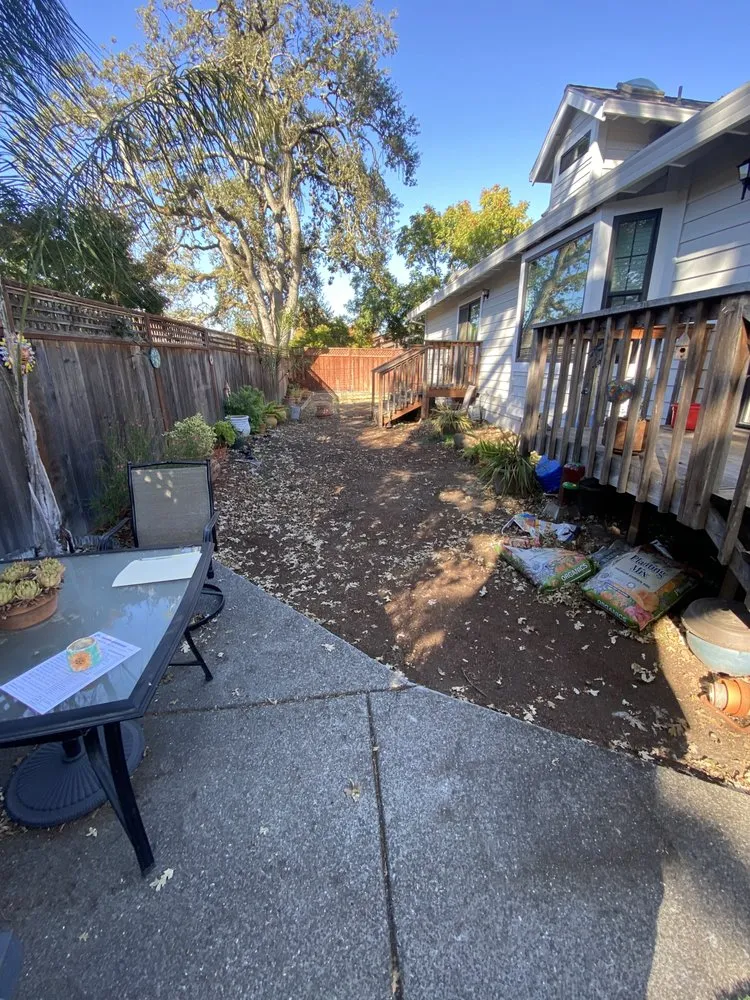 Reliable lawn mowing service experts serving Vallejo, CA - Five Star Landscaping