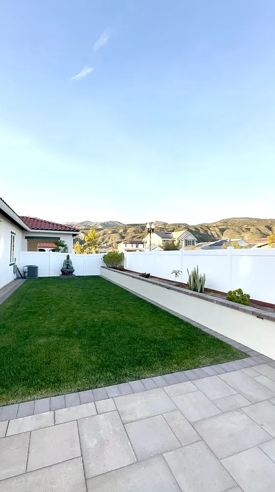 Professional outdoor landscaping experts serving Los Angeles, CA - Five Stars Builders