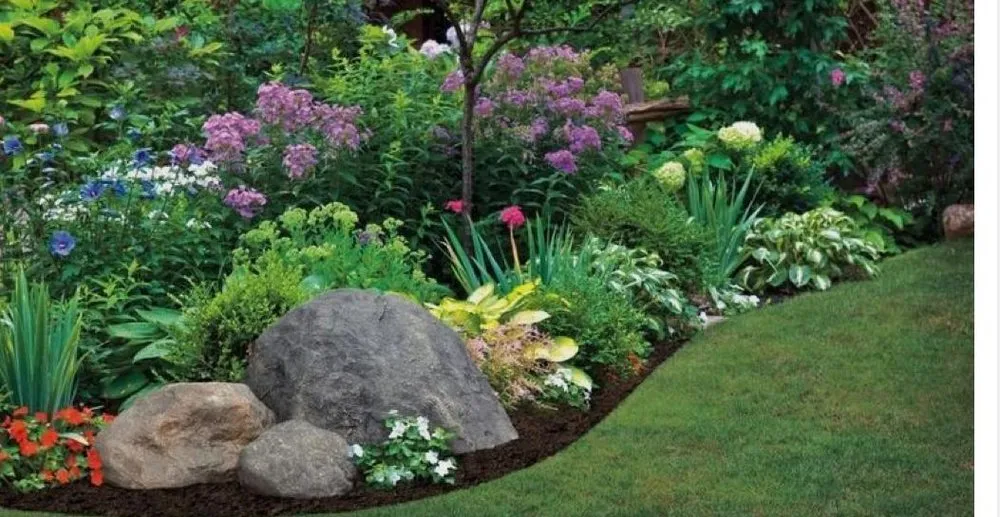 Custom landscape design for homes in Drexel Hill, PA by Five Stars Landscaping & Hardscaping