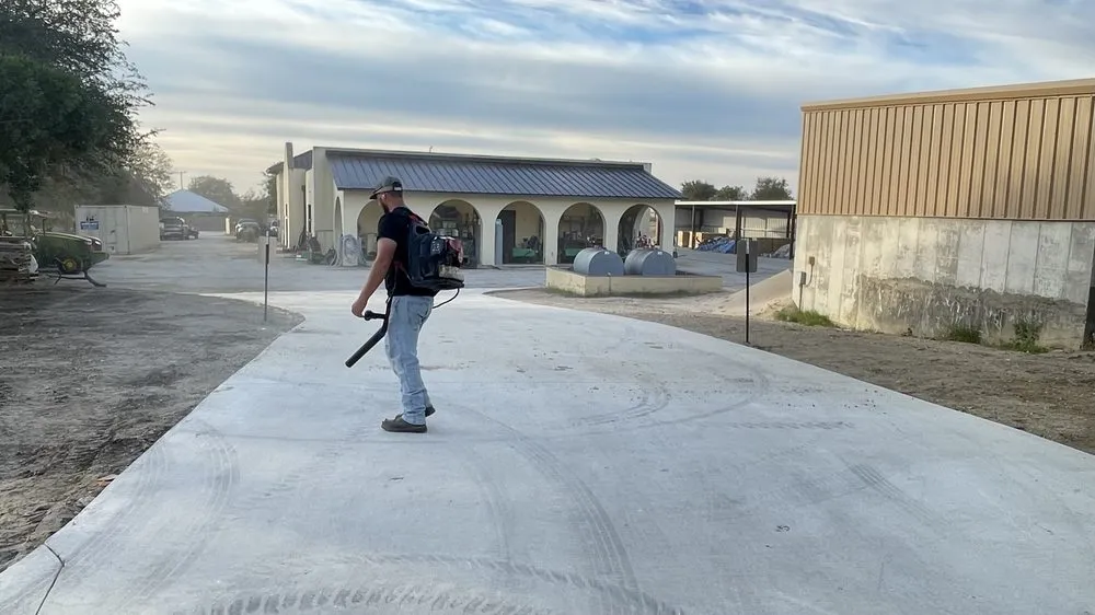 Reliable yard cleanup service for year-round maintenance across San Antonio, TX - Five Stars Parking Lot Solutions