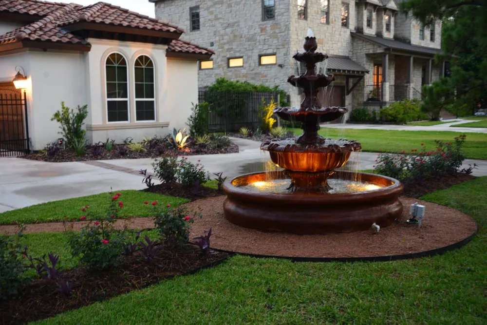 Custom lawn care service near you in Houston, TX by FiveSTAR Landscape