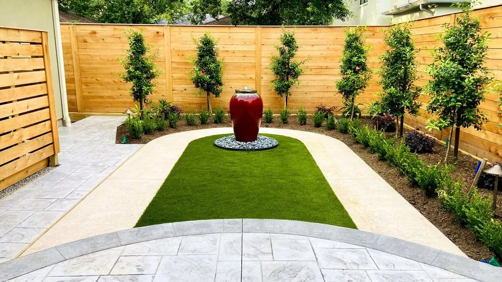 Top-rated residential landscaping for year-round maintenance in Houston, TX by FiveSTAR Landscape