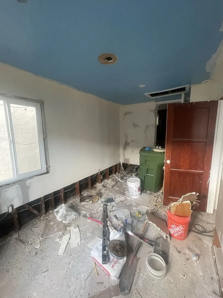 Expert yard cleanup service for homes across Hawthorne, CA - Fix It Up Handyman