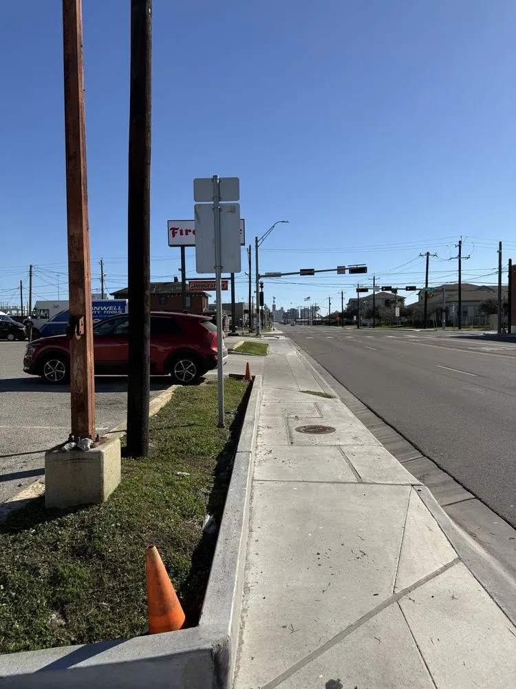 Professional landscaping services in Corpus Christi, TX by Fixed Income Landscaping