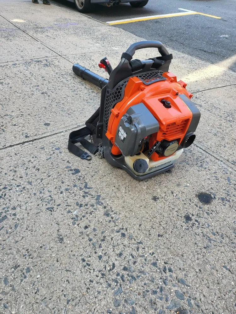 Custom yard cleanup service near you in West New York, NJ by Fixed Or Free Services