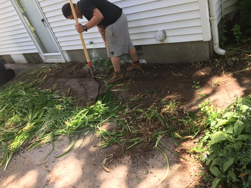 Affordable yard cleanup service in Pontiac, MI - F&J Landscaping