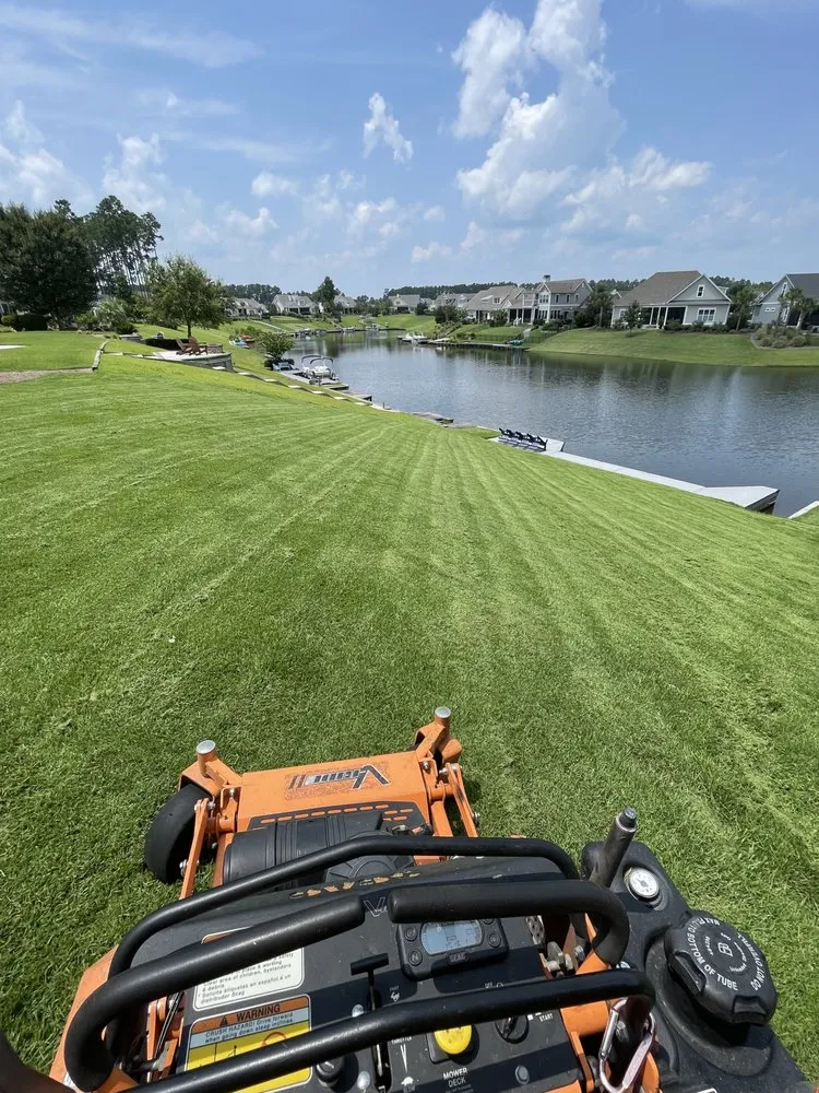 Top-rated outdoor landscaping for beautiful yards in Ridgeland, SC by F&J Landscaping