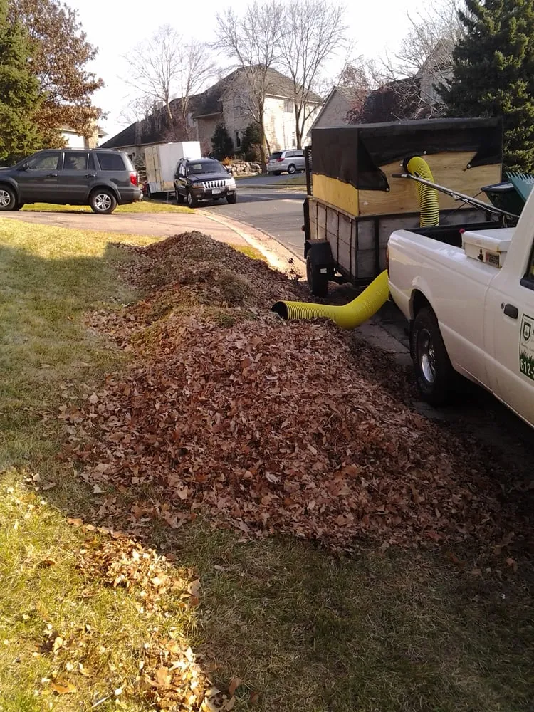 Local garden landscaping experts serving Minneapolis, MN - Fj Lawn Care