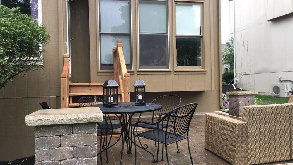 Affordable yard cleanup service in Overland Park, KS - F&J Services