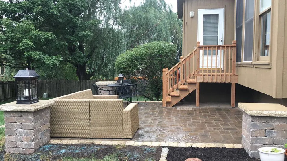 Local garden landscaping experts serving Overland Park, KS - F&J Services