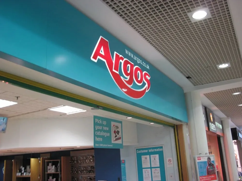 Top-rated yard cleanup service experts serving Carpentersville, IL - F&J’s Stone Services