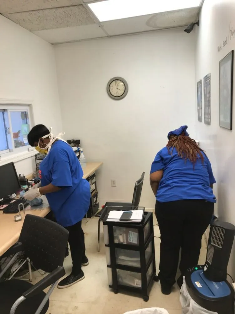 Reliable residential landscaping for residential properties across Hazel Crest, IL - FLA Cleaning Service