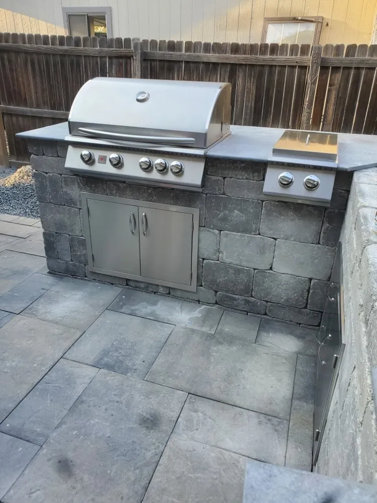 Affordable landscape design for year-round maintenance in Aurora, CO by Flaco Landscapes