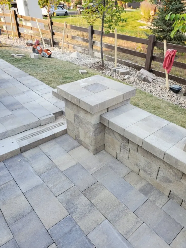 Expert yard maintenance experts serving Aurora, CO - Flaco Landscapes