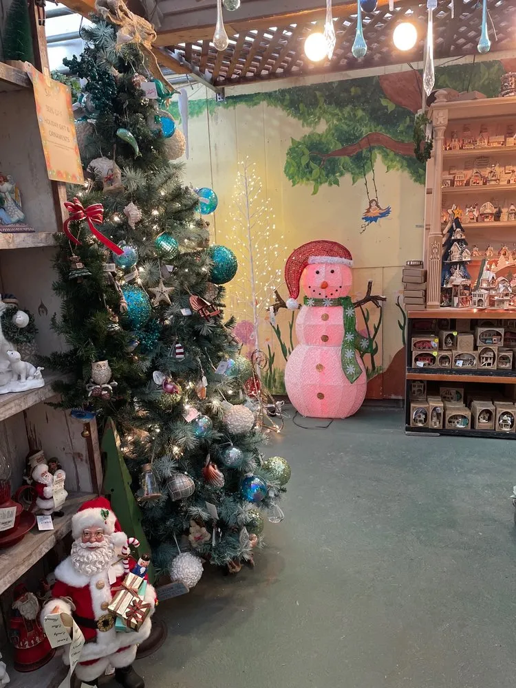 Professional landscape design experts serving Moorestown, NJ - Flagg's Garden Center & Landscaping