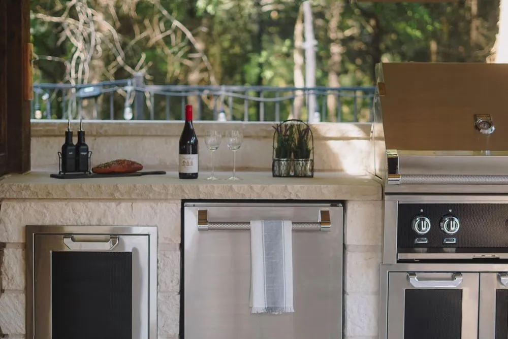 Top-rated yard cleanup service for beautiful yards across Grapevine, TX - FlagScaping