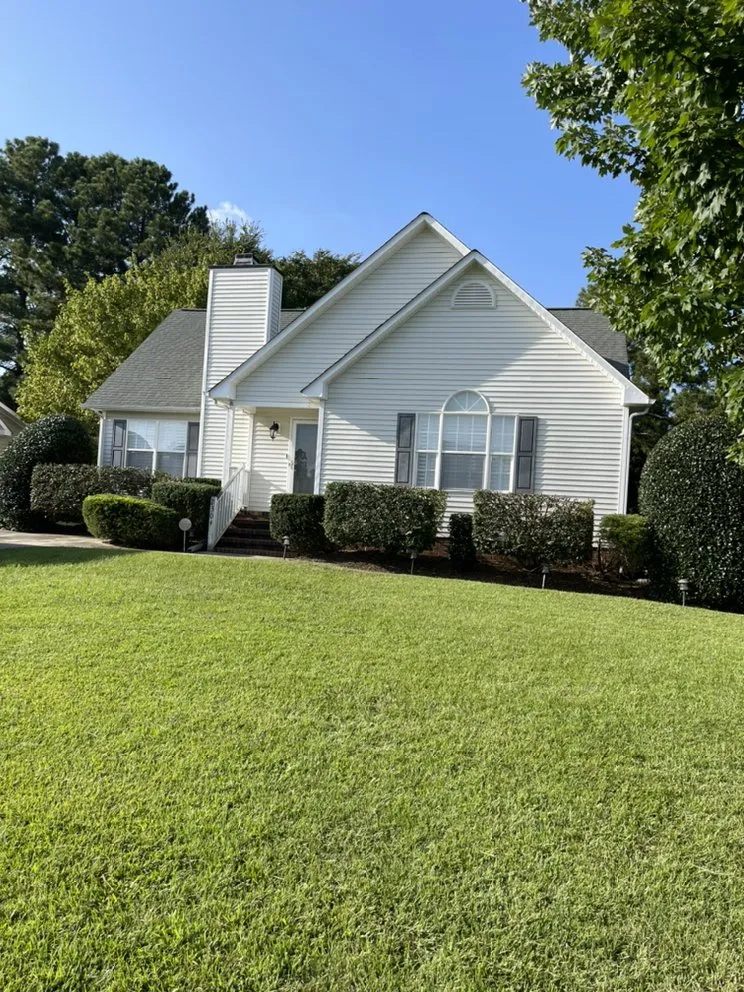 Local lawn care service near you across Washington, NC - Flako’s Landscaping