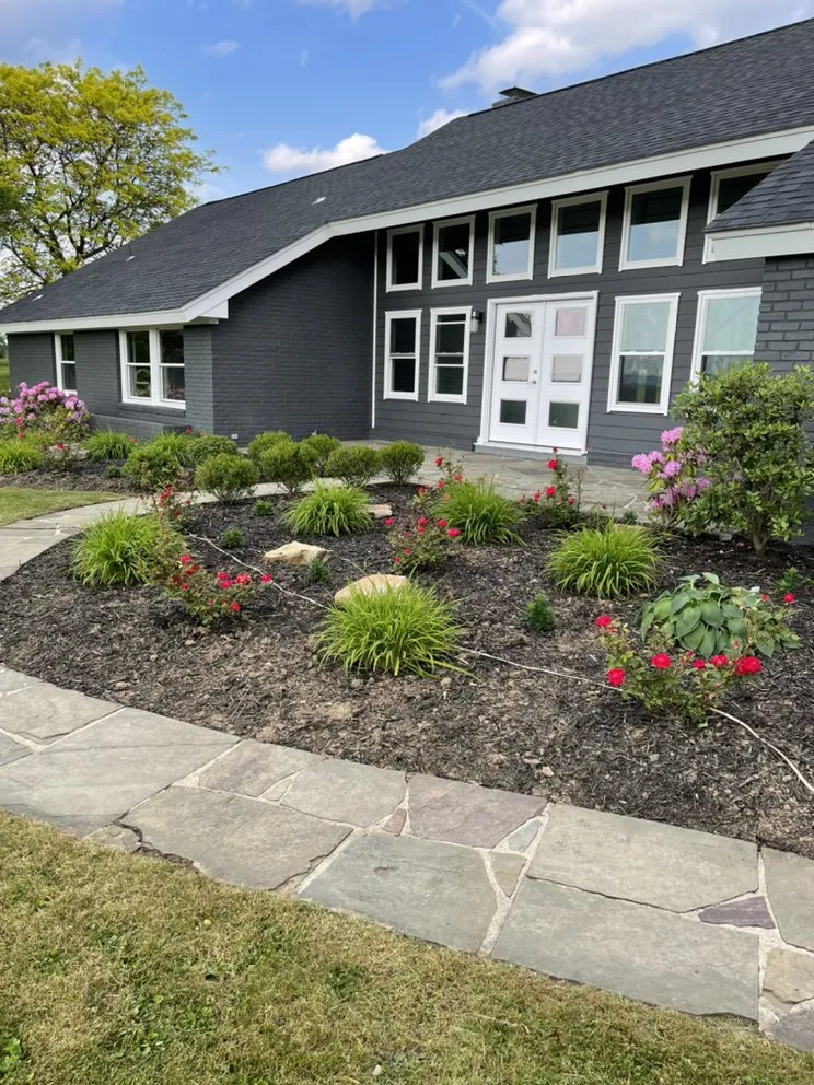 Expert yard maintenance experts serving Washington, NC - Flako’s Landscaping