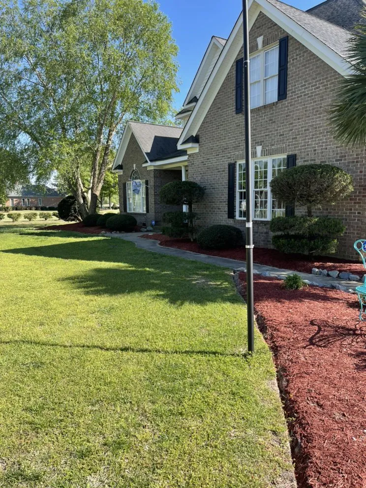 Top-rated landscaping services for beautiful yards in Washington, NC by Flako’s Landscaping