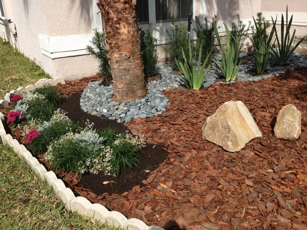 Local garden landscaping in Orlando, FL - Flama Lawn Services