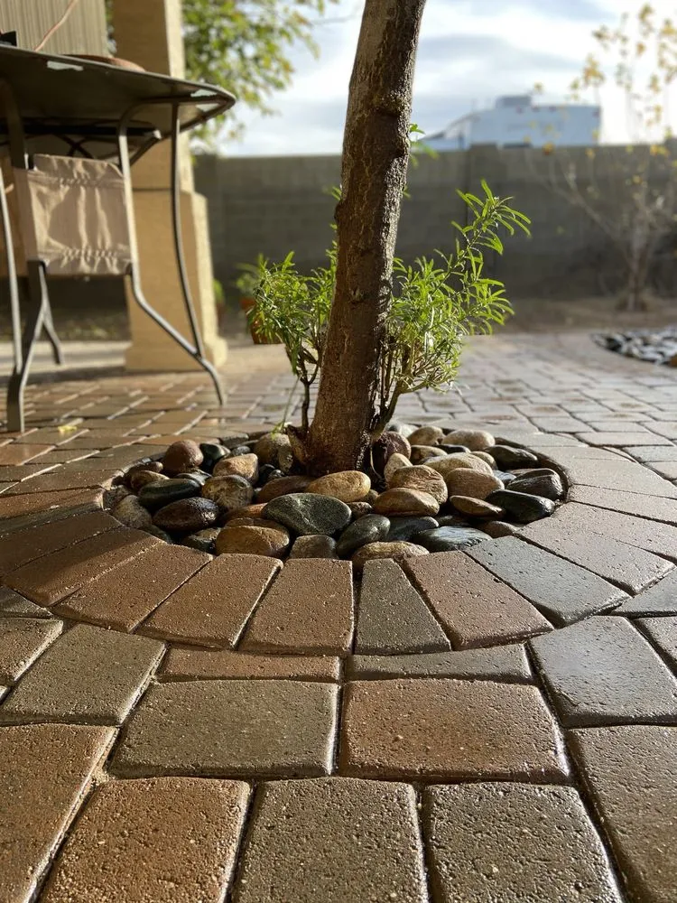 Custom residential landscaping in Peoria, AZ - Flaming Phoenix Landscaping
