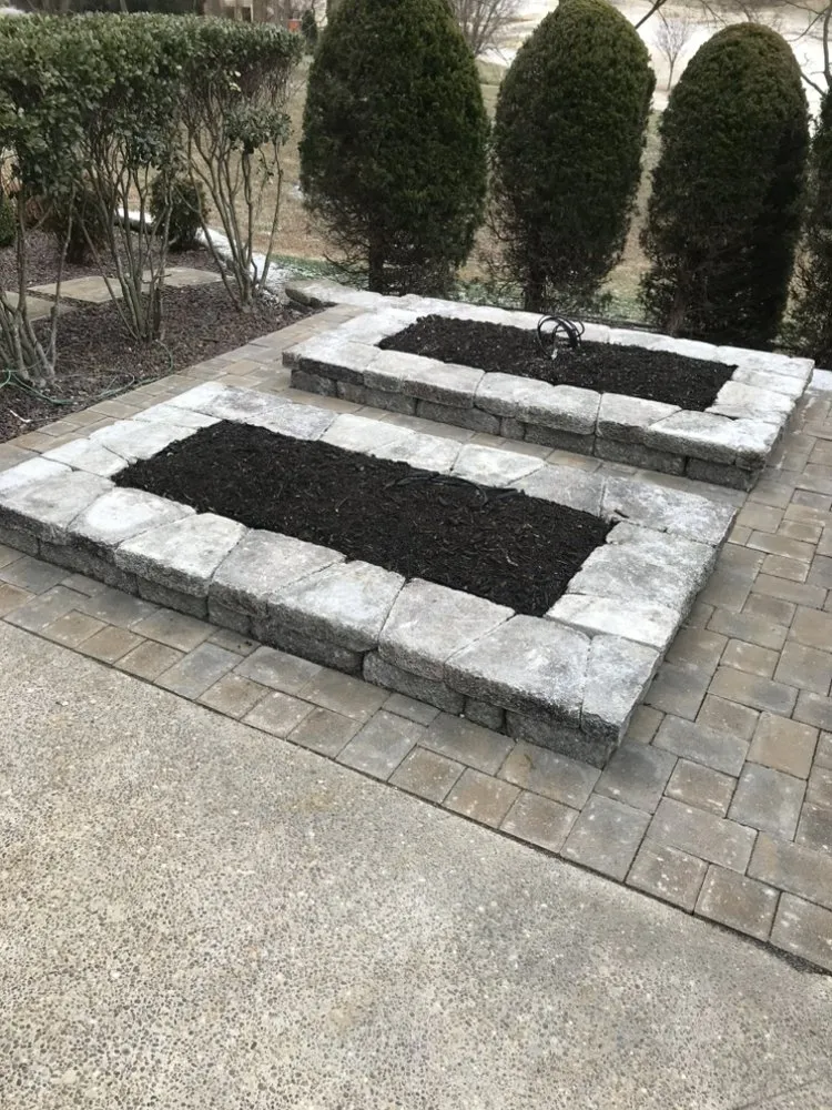 Top-rated landscaping services experts serving Owensboro, KY - Flaspoehler Landscaping