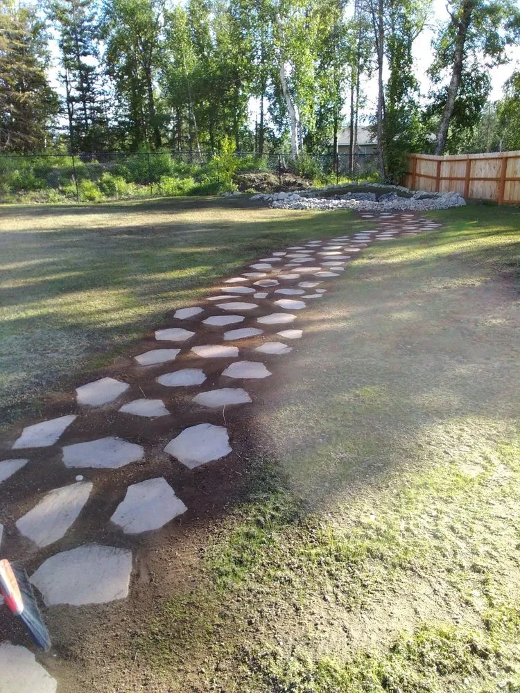 Top-rated yard cleanup service for beautiful yards across Palmer, AK - Flat Rate Enterprise