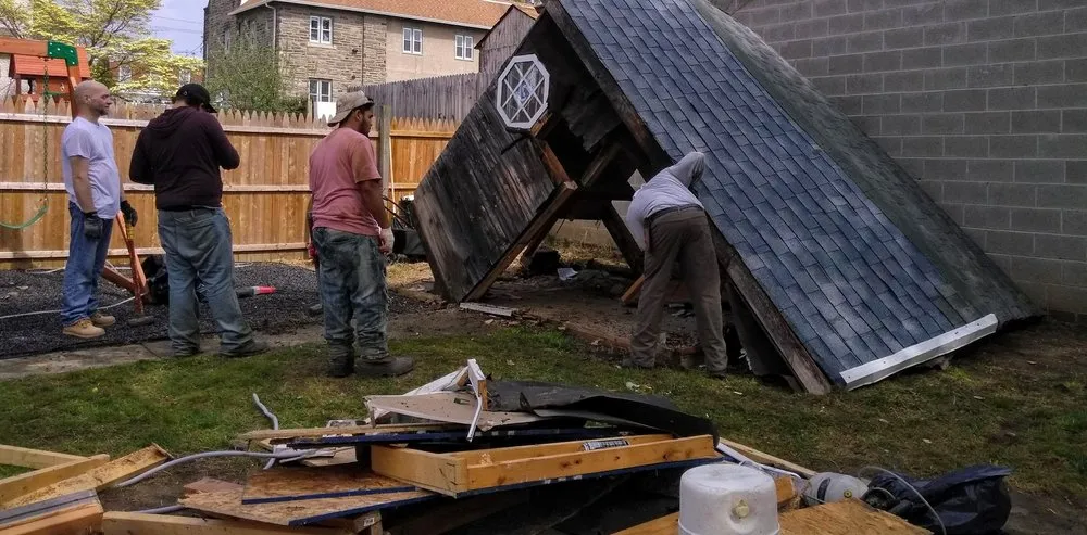 Expert garden landscaping in Philadelphia, PA by Flat Rate Labor