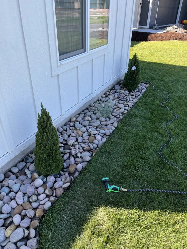 Local outdoor landscaping in Kalispell, MT by Flathead Cut