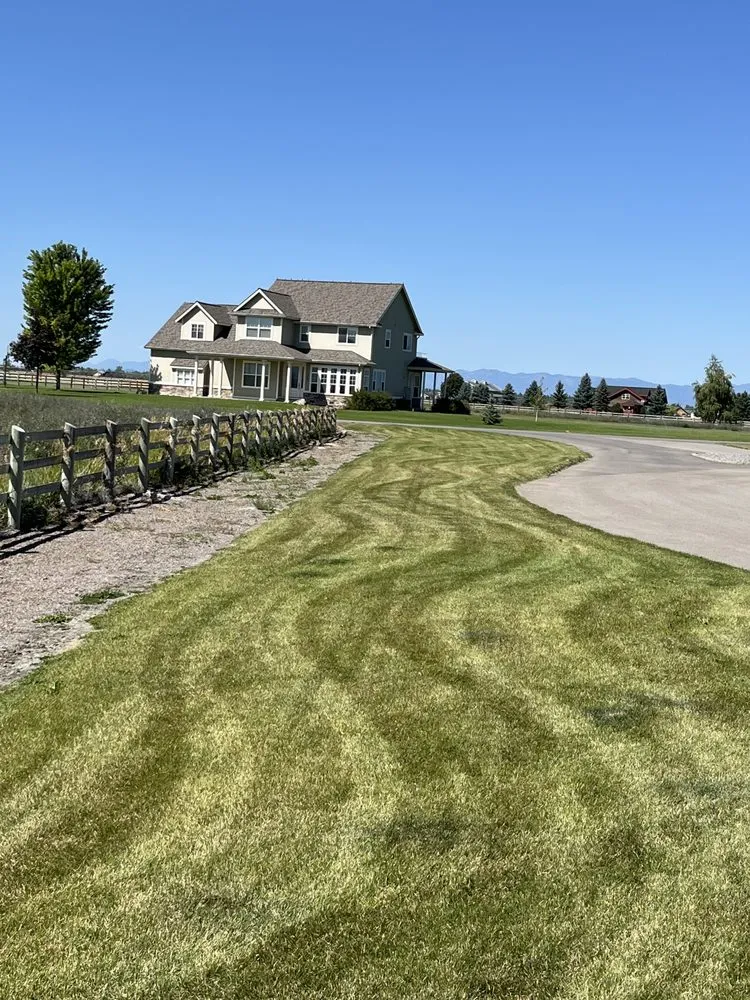 Expert lawn mowing service in Kalispell, MT - Flathead Cut