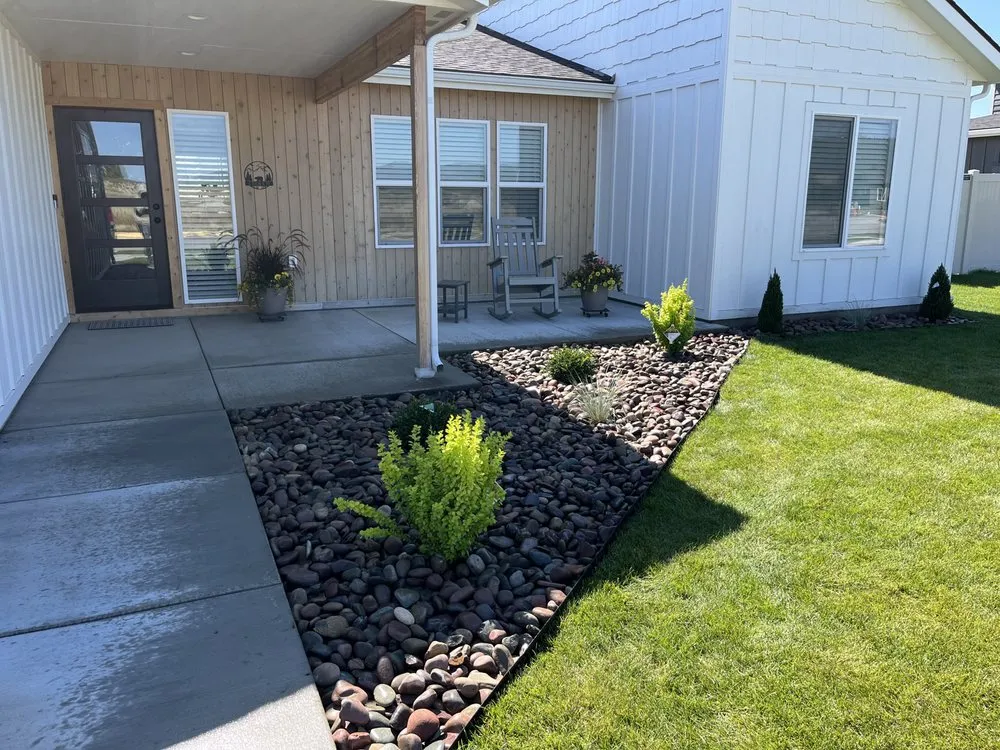 Local residential landscaping experts serving Kalispell, MT - Flathead Cut